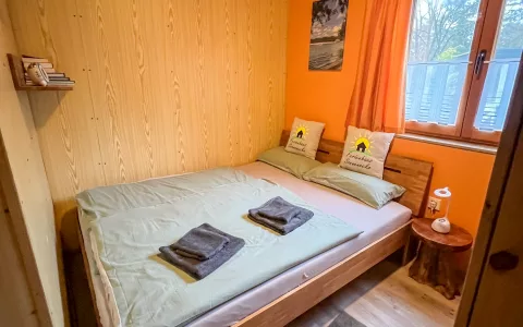 Jugendzimmer mit 1,60m Bett